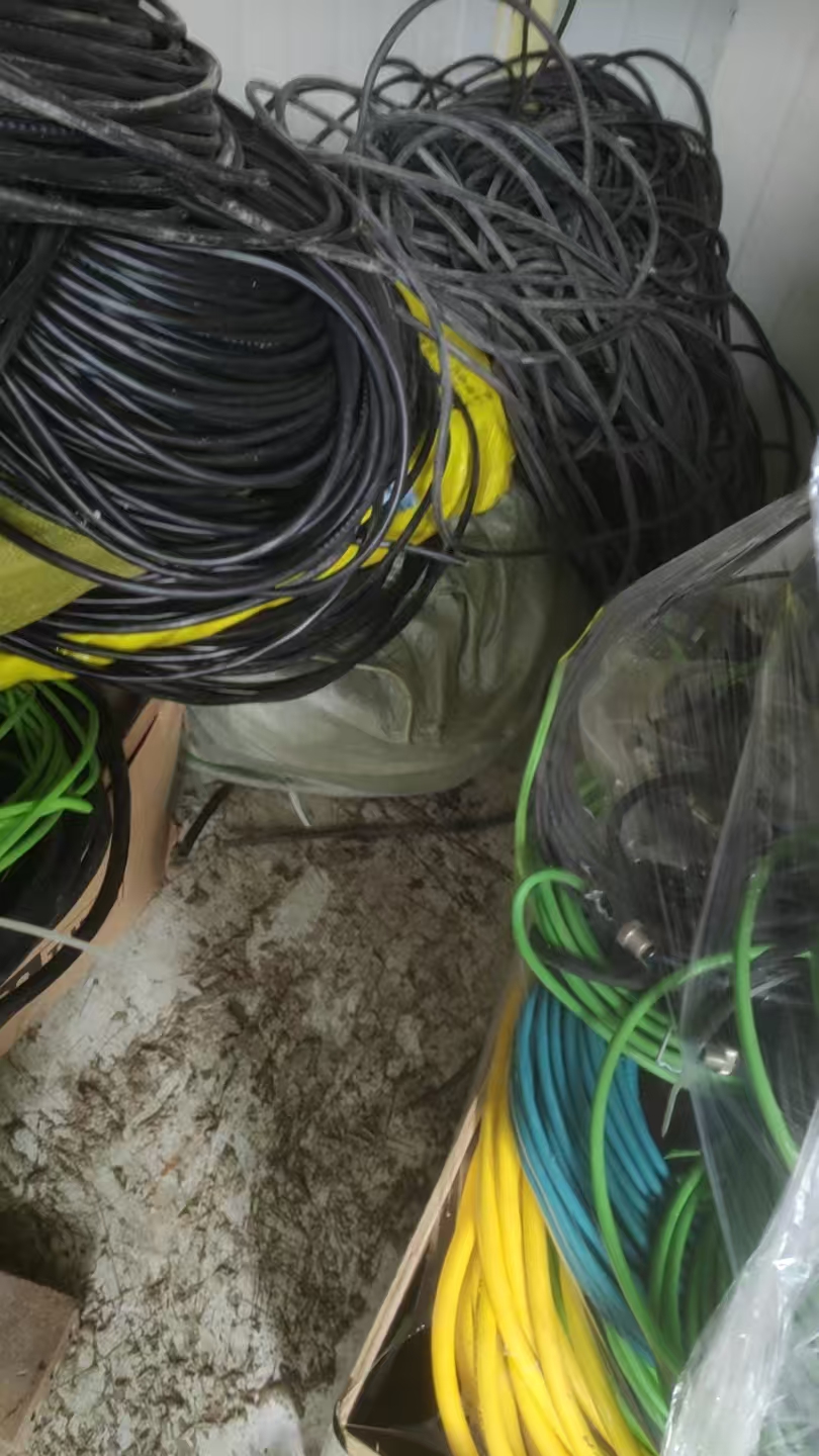 废旧玻璃瓶回收再生利用流程